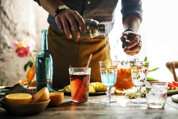 Réveillez vos soirées avec cocktail.fr et ses recettes uniques
